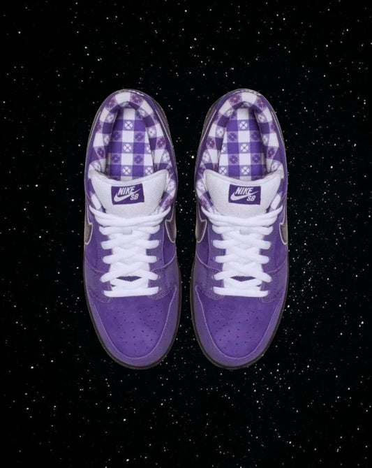 Nike sb dunks ( purple lobster)