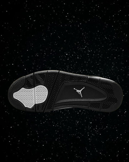 Jordan 4 white thunder