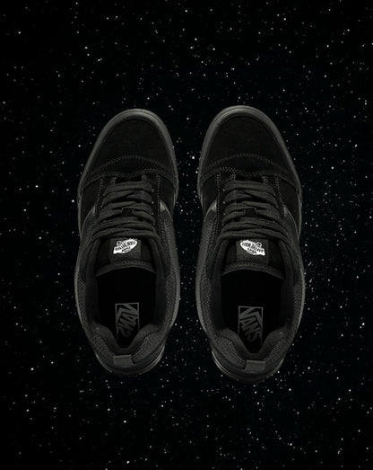 Knu skool vans (all black)