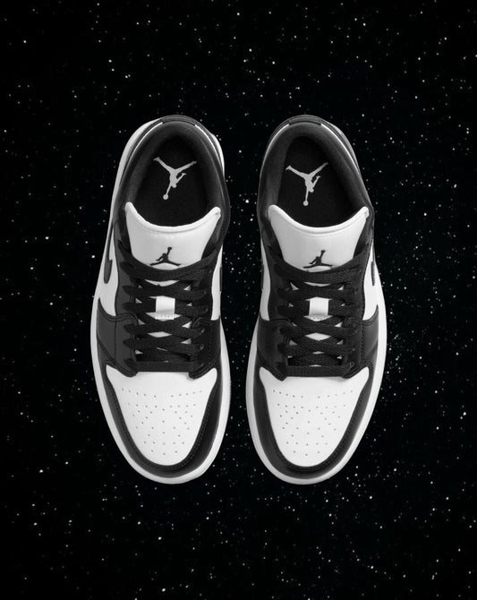 Jordan 1 low black and white