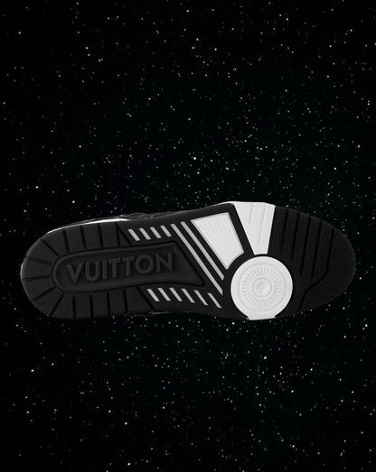 LV trainers (black-and-white)