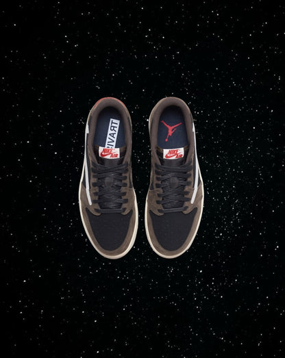 Travis scott jordan 1 low mocha