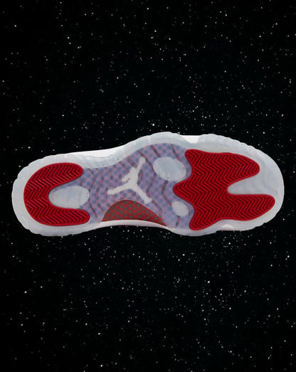 Jordan 11 (red cherry)