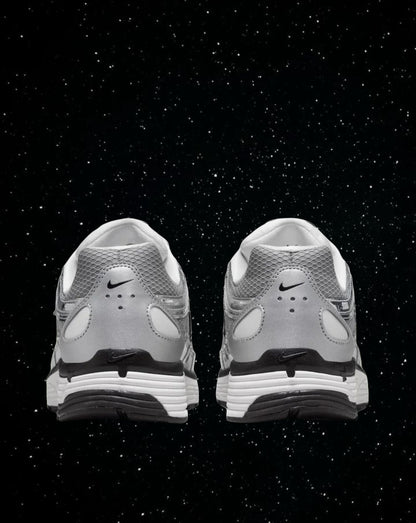 Nike p6000 (metallic silver)