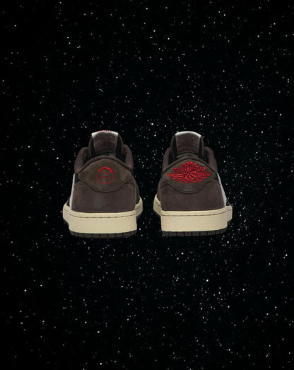 Travis scott jordan 1 low mocha