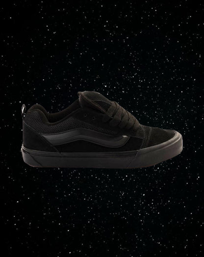 Knu skool vans (all black)