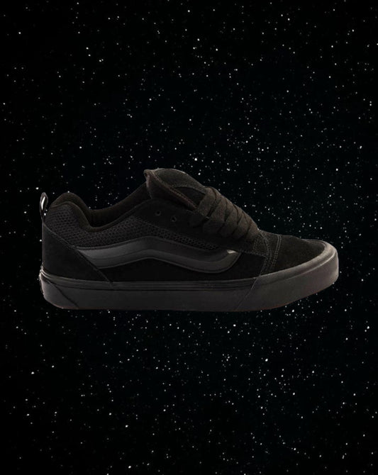 Knu skool vans (all black)