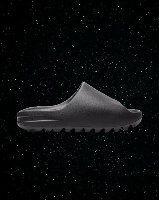 Yeezy slides (onyx)