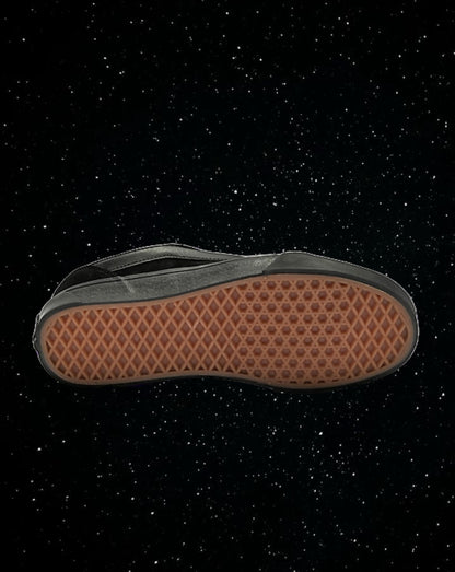 Knu skool vans (all black)