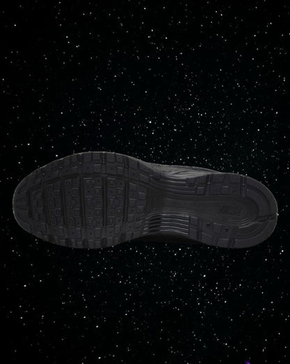 Nike p-6000 triple black