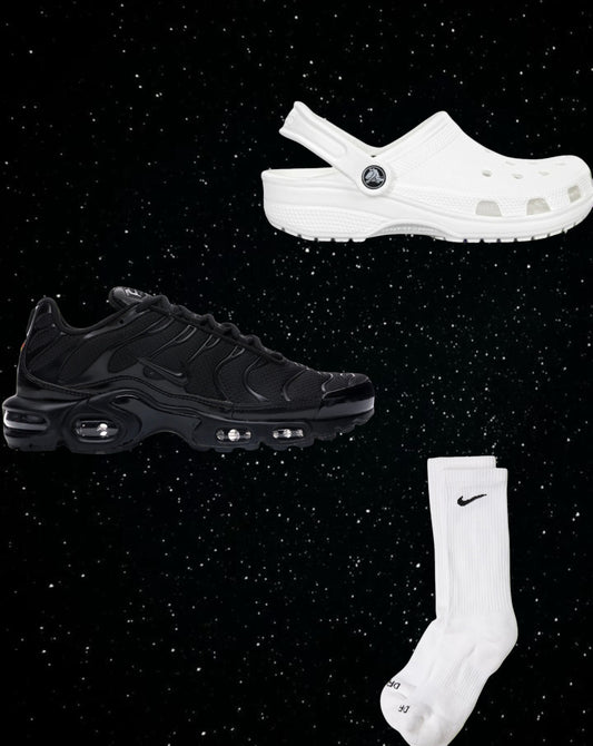 Black & white Nike tn combo